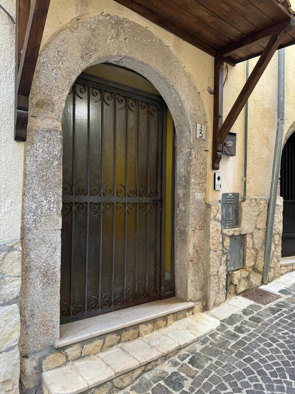 Apartamento Da Riccardo Fornelli Exterior foto